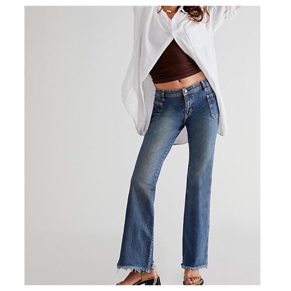 Free People Izzy Flare Jeans Size 27, NWT